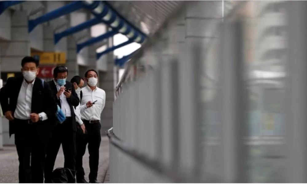 Παγκόσμιος συναγερμός για την Όμικρον: Και η Ιαπωνία κλείνει σύνορα από την Τρίτη